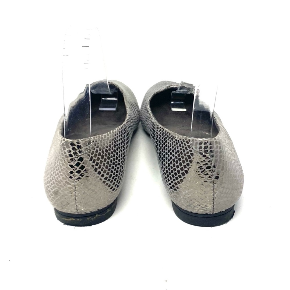 Vionic Flats - Picture 6 of 7